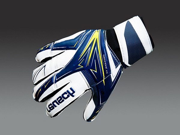 Cách kiểm tra chất lượng găng tay thủ môn khi mua